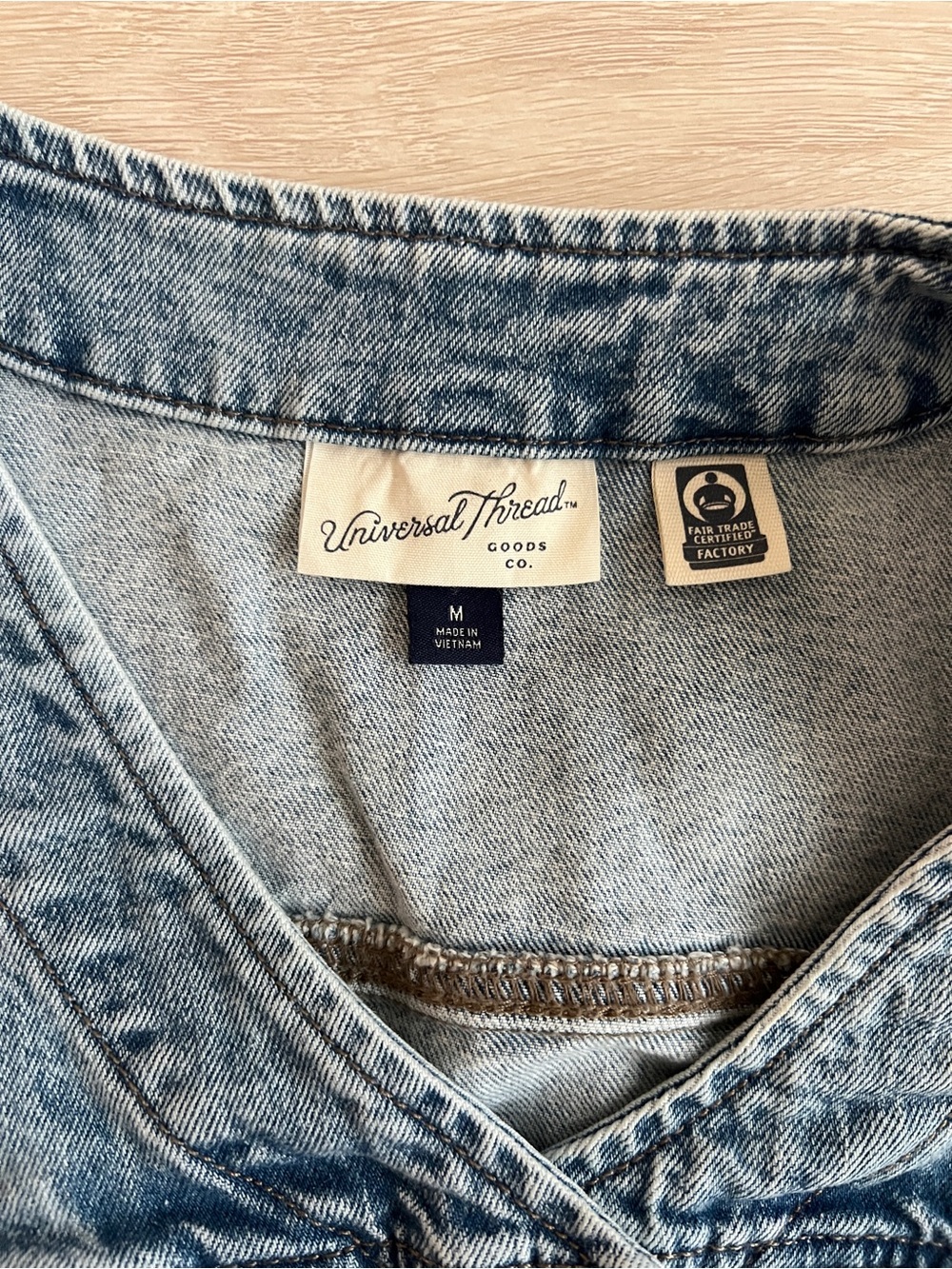 Universal Thread Denim Vest - Picture 3 of 4